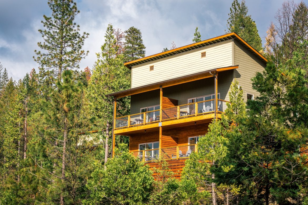 Rush Creek – Hillside Villa Decks – kimcarroll.com | Gearminded