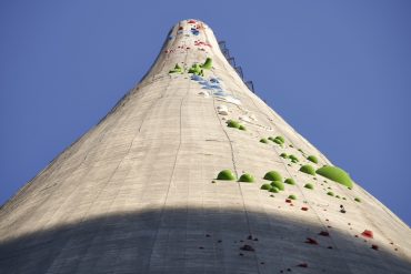 Garnbret and Škofic to climb the tallest chimney in Europe with 360 meters