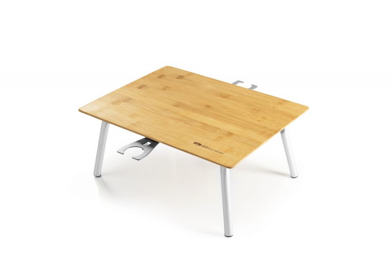 A sustainably made cooking table for camping