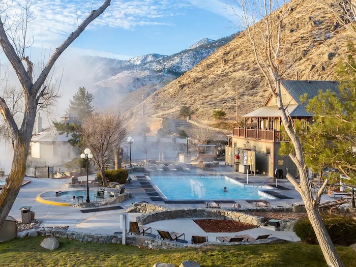 Holiday Inn Club Vacations David Walley’s Resort features five mineral spas. The geothermal heated groundwater is produced naturally from the Earth's mantle.