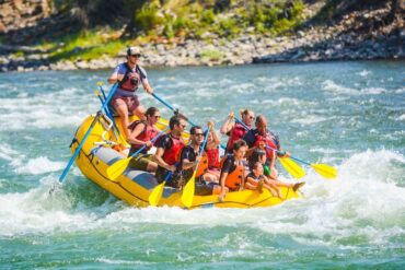 Family rafting trips in Yellowstone