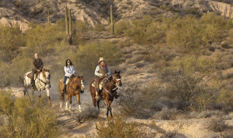 cated north of Phoenix, the Kay El Bar Guest Ranch is listed on the National Register of Historic Places.